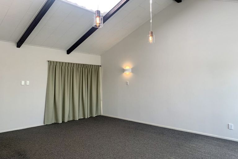 Photo of property in 71 Cambridge Road, Hillcrest, Hamilton, 3216