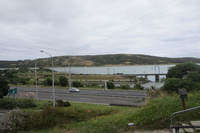 Photo of property in 62 Paremata Crescent, Paremata, Porirua, 5024