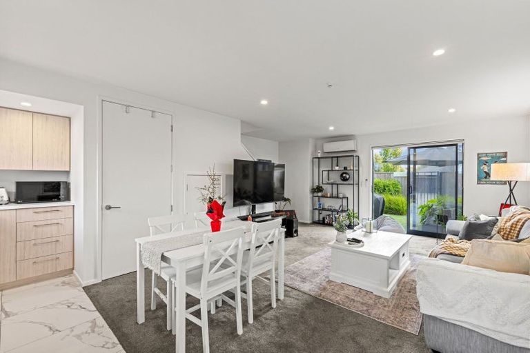 Photo of property in 4/70 Brockworth Place, Riccarton, Christchurch, 8011