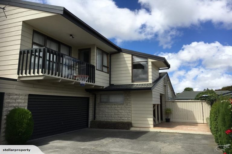 Photo of property in 2/92 Perry Street, Papanui, Christchurch, 8053