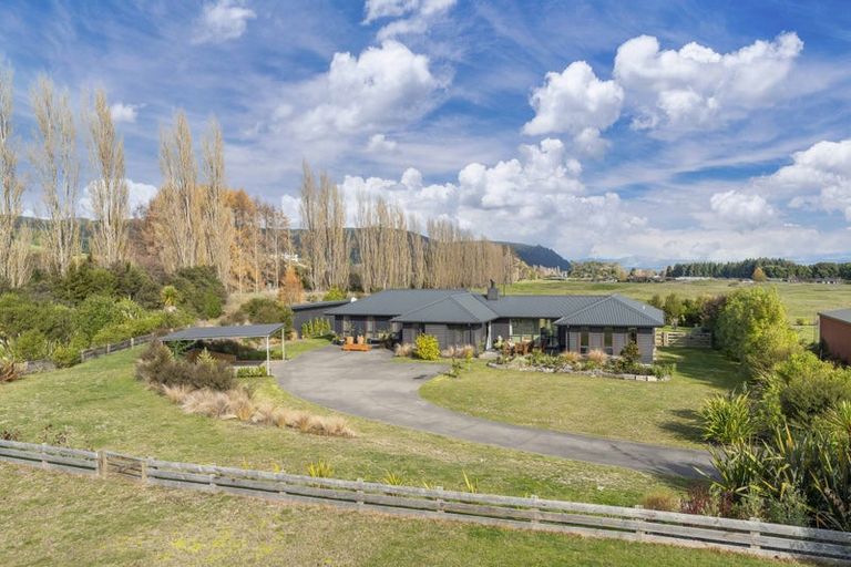 Photo of property in 500 Kinloch Road, Kinloch, Taupo, 3377