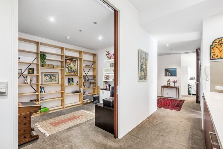 Photo of property in Chaffers Dock, 504/22 Herd Street, Te Aro, Wellington, 6011