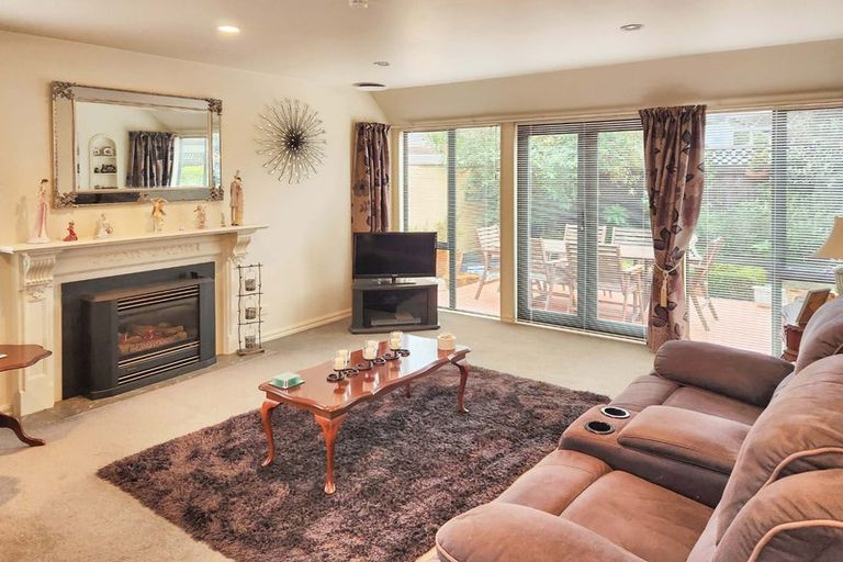 Photo of property in 1/88 Waterloo Road, Hutt Central, Lower Hutt, 5010