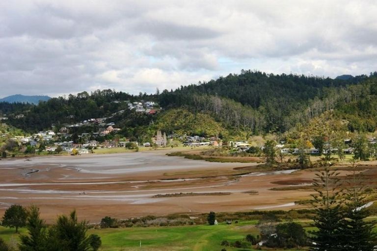 Photo of property in 4 Mason Rise, Tairua, 3508