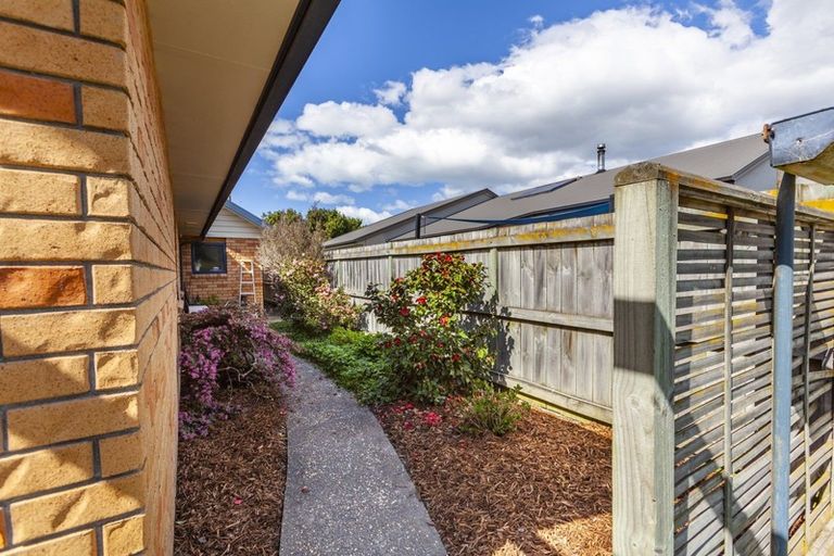 Photo of property in 9 Jervois Road, Jervoistown, Napier, 4112