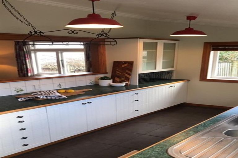 Photo of property in 23 Williams Street, Cambridge, 3434