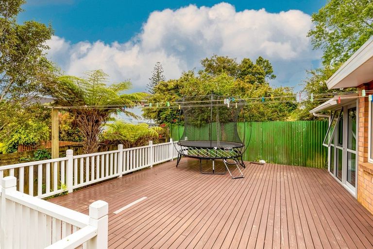 Photo of property in 7 Wattle Street, New Lynn, Auckland, 0600