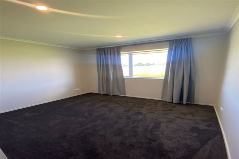 Photo of property in 10 Huntaway Lane, Dunsandel, 7682