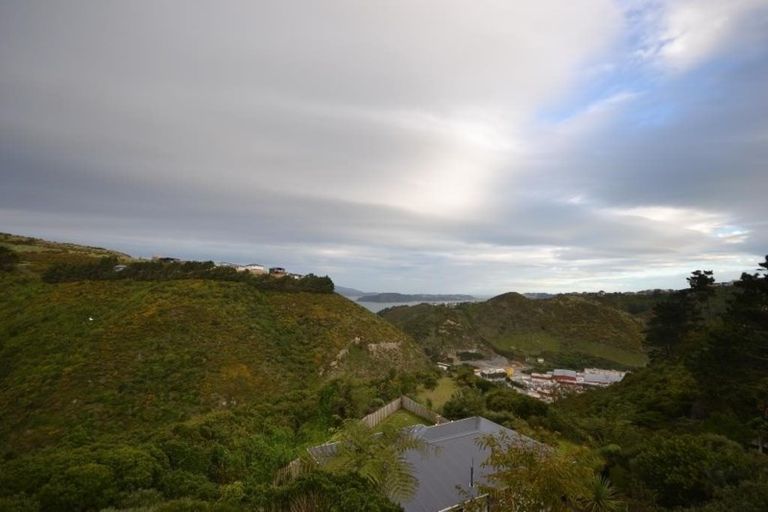 Photo of property in 1/25 Kitchener Terrace, Johnsonville, Wellington, 6037