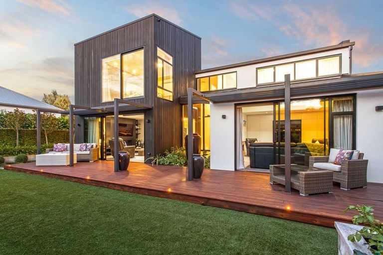 Photo of property in 47 Winchester Street, Merivale, Christchurch, 8014