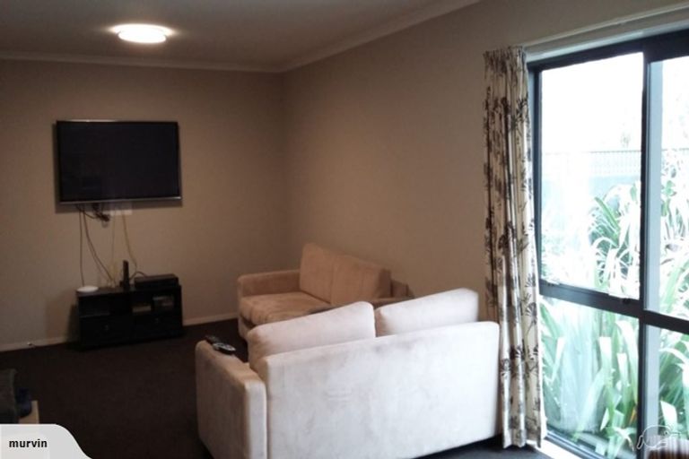 Photo of property in 12 Auburn Avenue, Upper Riccarton, Christchurch, 8041