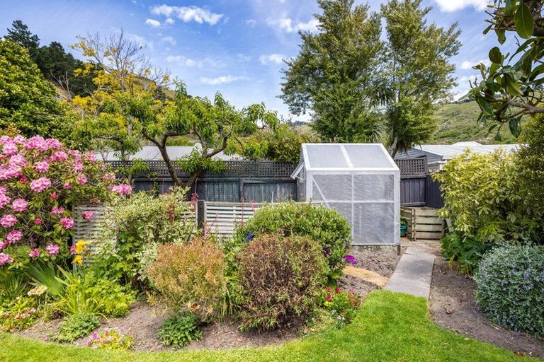 Photo of property in 86 Wakatu Avenue, Moncks Bay, Christchurch, 8081