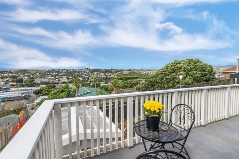 Photo of property in 71 Matatiro Street, Titahi Bay, Porirua, 5022