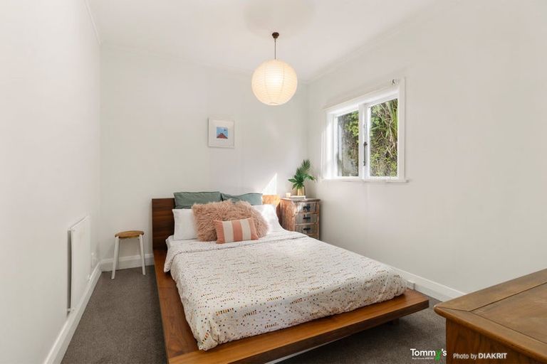 Photo of property in 44 Highbury Road, Highbury, Wellington, 6012