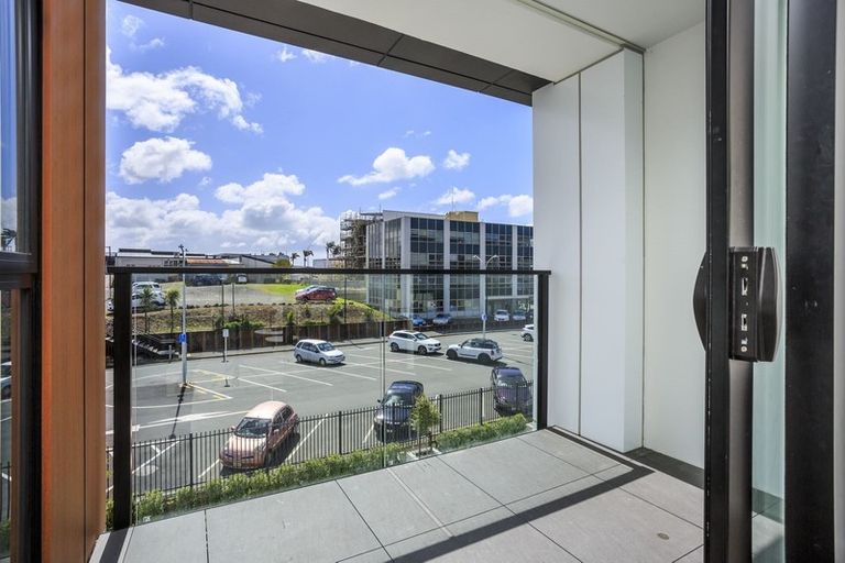 Photo of property in 309/19 Rawene Road, Birkenhead, Auckland, 0626