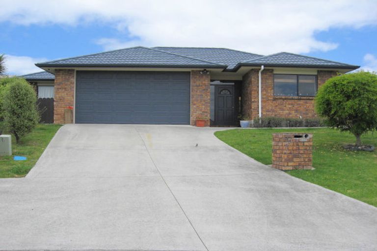 Photo of property in 10 Four Oaks Place, Pukekohe, 2120