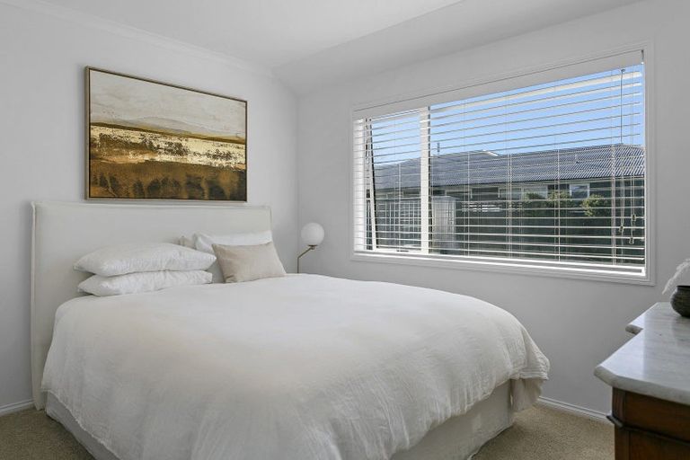 Photo of property in 14 Ernest Kemp Rise, Wharewaka, Taupo, 3330