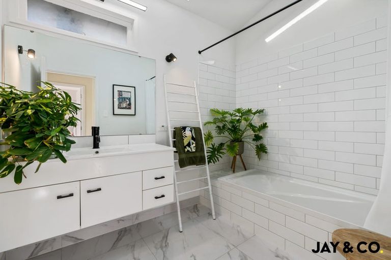 Photo of property in 871 Papakura-clevedon Road, Papakura, 2582