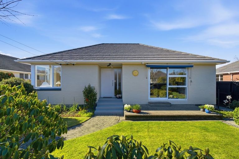 Photo of property in 1/30 Tintern Avenue, Avonhead, Christchurch, 8042