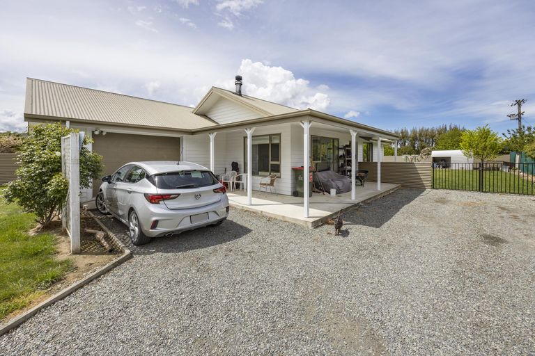 Photo of property in 43 Freyberg Avenue, Kurow, 9435