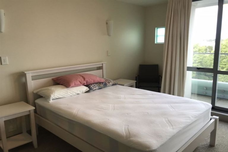 Photo of property in 36 Victoria Road, Mount Maunganui, 3116