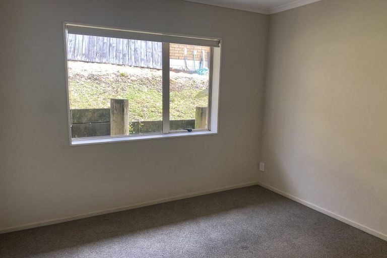 Photo of property in 16 Exotic Place, Massey, Auckland, 0614