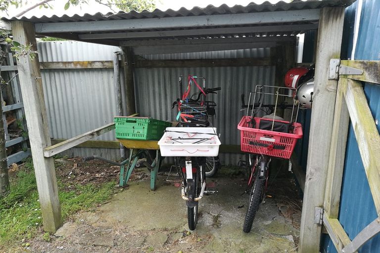 Photo of property in 20 Lyndhurst Street, Takaro, Palmerston North, 4412