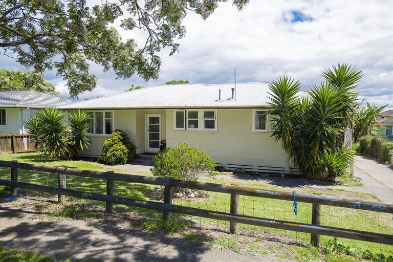 Photo of property in 44 Lyell Road, Outer Kaiti, Gisborne, 4010