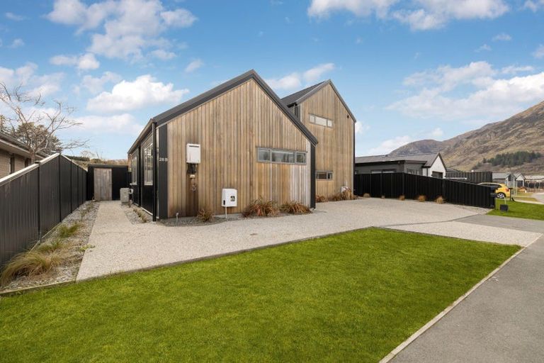 Photo of property in 28 Headley Drive, Lower Shotover, Queenstown, 9304