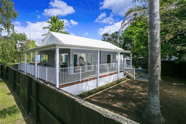 Photo of property in 2/35 Glenvar Road, Torbay, Auckland, 0630