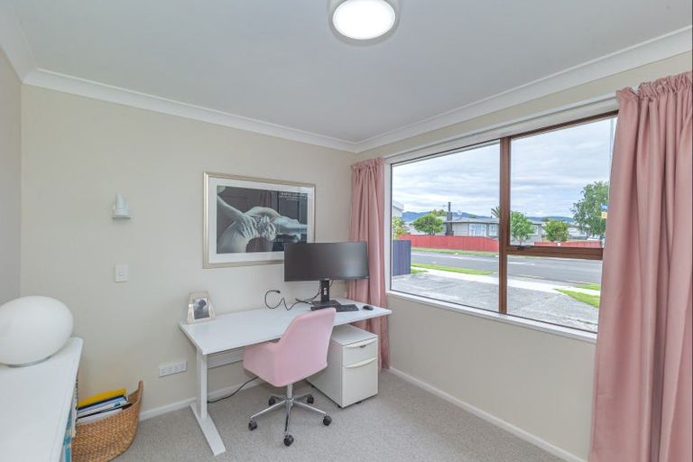 Photo of property in 117 Liverpool Street, Levin, 5510
