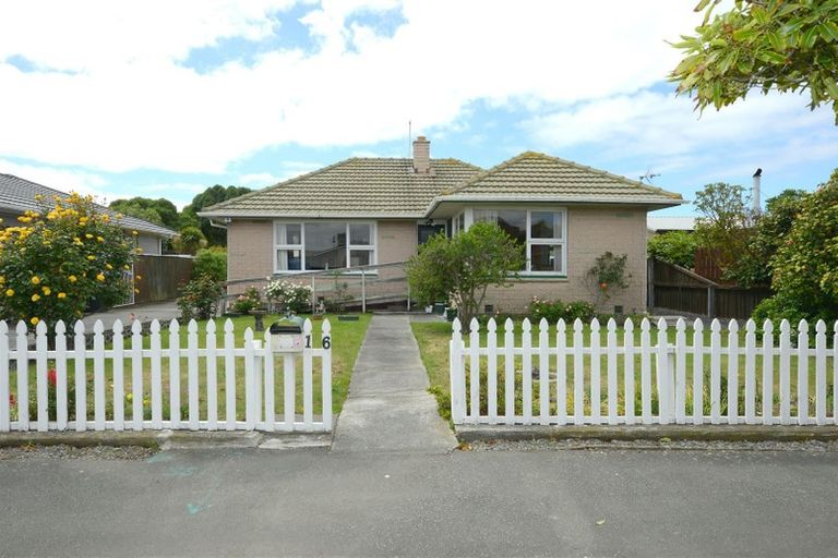 Photo of property in 16 Monowai Crescent, North New Brighton, Christchurch, 8083