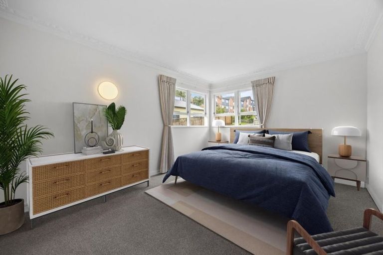 Photo of property in 7 Lewis Road, Pakuranga, Auckland, 2010