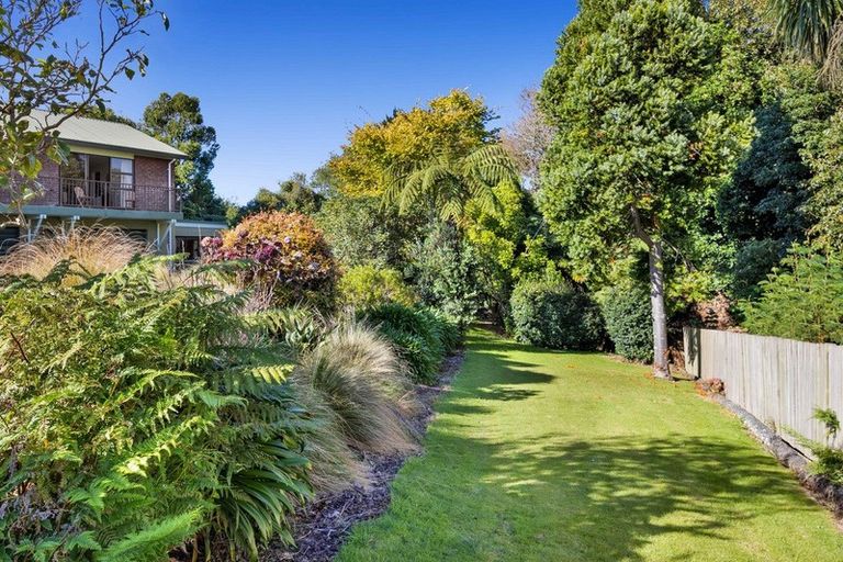 Photo of property in 9 Burnside Avenue, Hawera, 4610