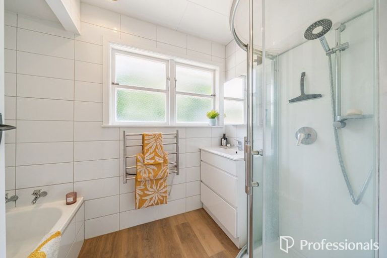 Photo of property in 10 Major Drive, Kelson, Lower Hutt, 5010