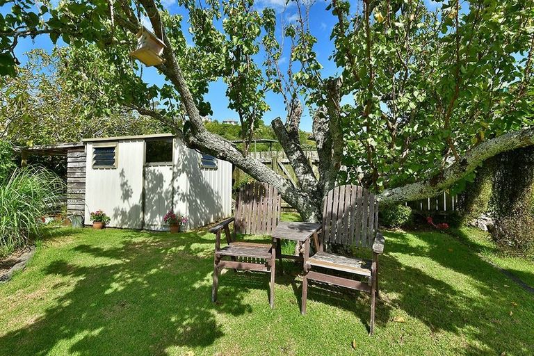 Photo of property in 48 Laurence Street, Manly, Whangaparaoa, 0930