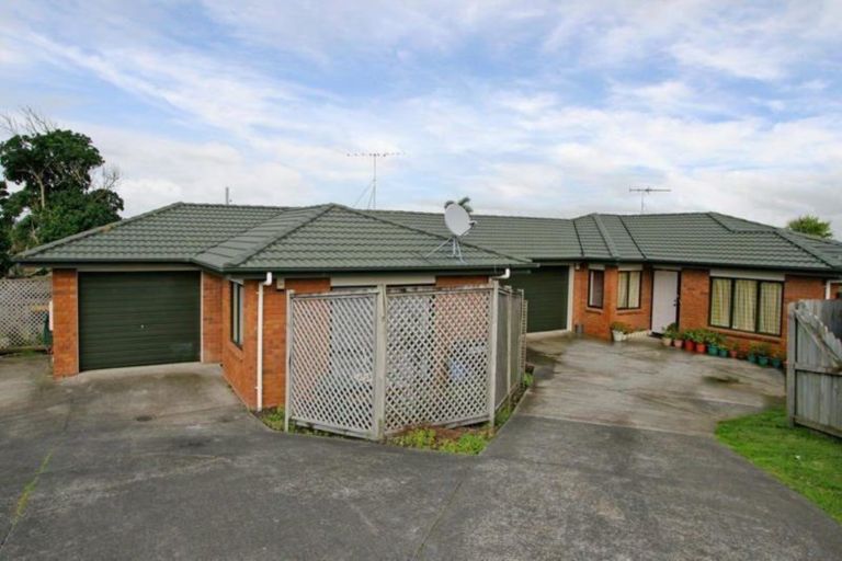 Photo of property in 44 Senator Drive, Manurewa, Auckland, 2105