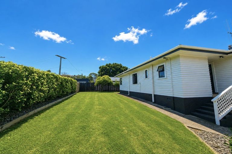 Photo of property in 173 Otumoetai Road, Brookfield, Tauranga, 3110