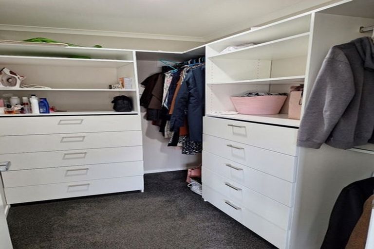 Photo of property in 44 Te Kaeaea Crescent, Wallaceville, Upper Hutt, 5018