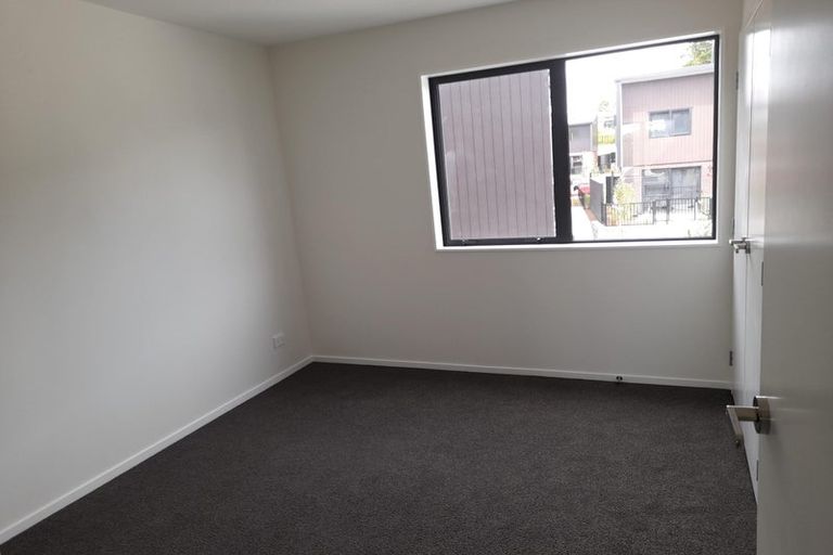 Photo of property in 55 Jabuka Street, Glen Eden, Auckland, 0602