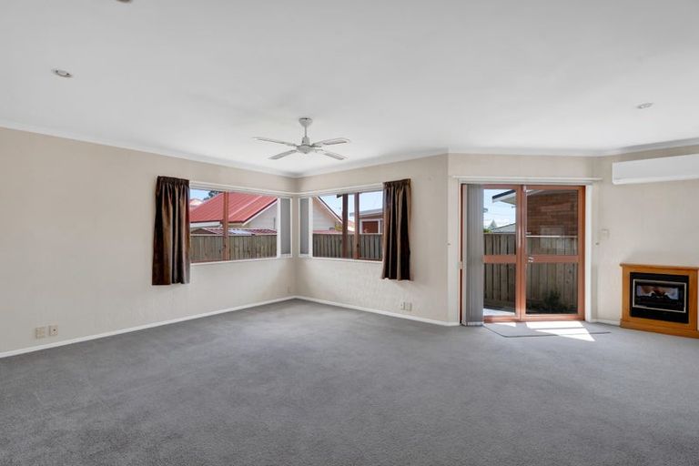Photo of property in 3/18 Darnell Street, Fitzroy, New Plymouth, 4312