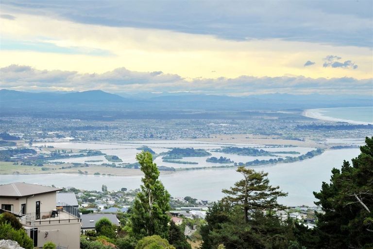 Photo of property in 395 Upper Major Hornbrook Road, Mount Pleasant, Christchurch, 8081