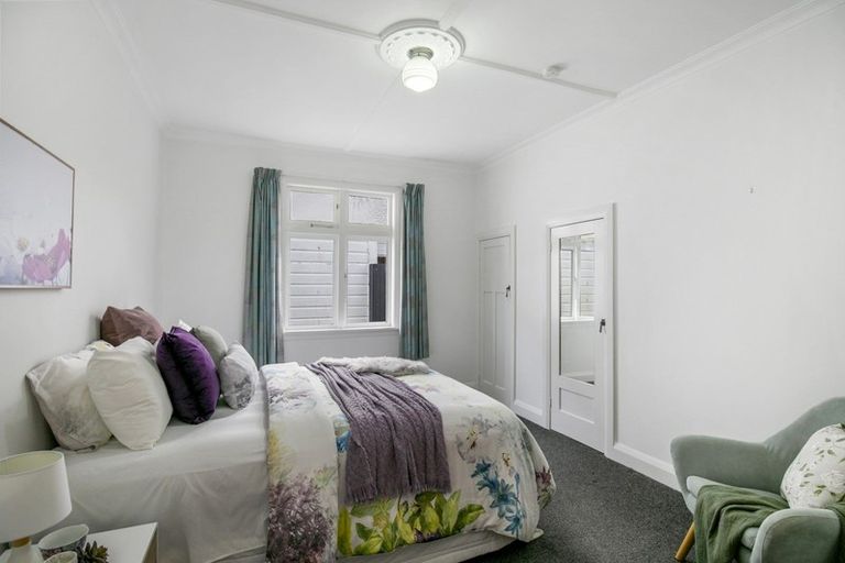 Photo of property in 24 Antico Street, Melrose, Wellington, 6023