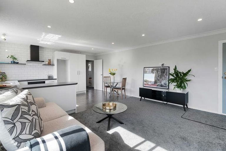 Photo of property in 1/43 Tivoli Place, Bishopdale, Christchurch, 8053
