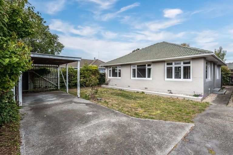 Photo of property in 135a Langdons Road, Northcote, Christchurch, 8052