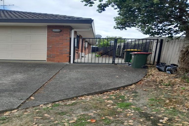 Photo of property in 6 Shankill Place, East Tamaki, Auckland, 2013