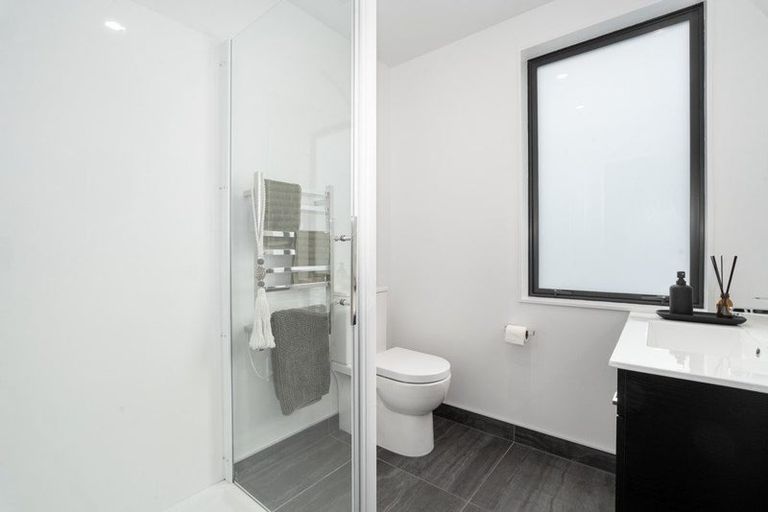 Photo of property in 175c Sutherland Road, Lyall Bay, Wellington, 6022