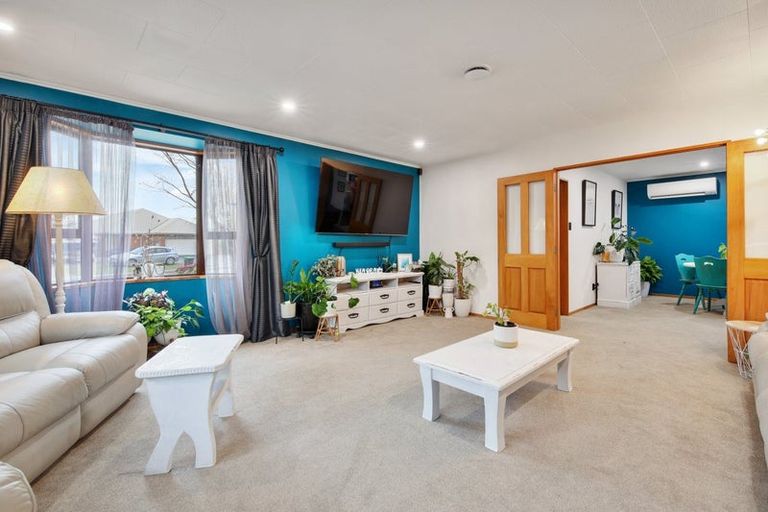 Photo of property in 3 Windsor Court, Rangiora, 7400