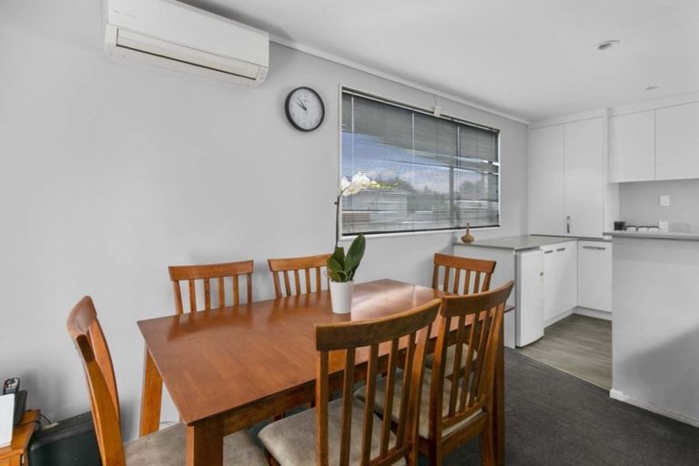 Photo of property in 19b Elizabeth Street, Papakura, 2110