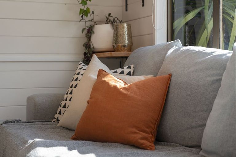 Photo of property in 1/45 Unsworth Drive, Unsworth Heights, Auckland, 0632